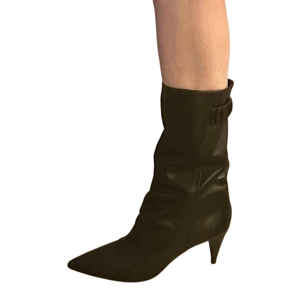 Vince Camuto Sleek Black Leather Heeled Boots - Picture 8 of 11